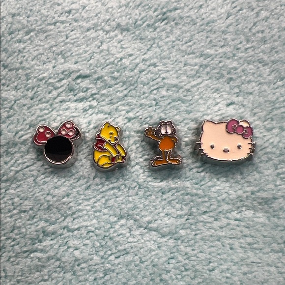 Floating Locket Charms - Picture 1 of 4